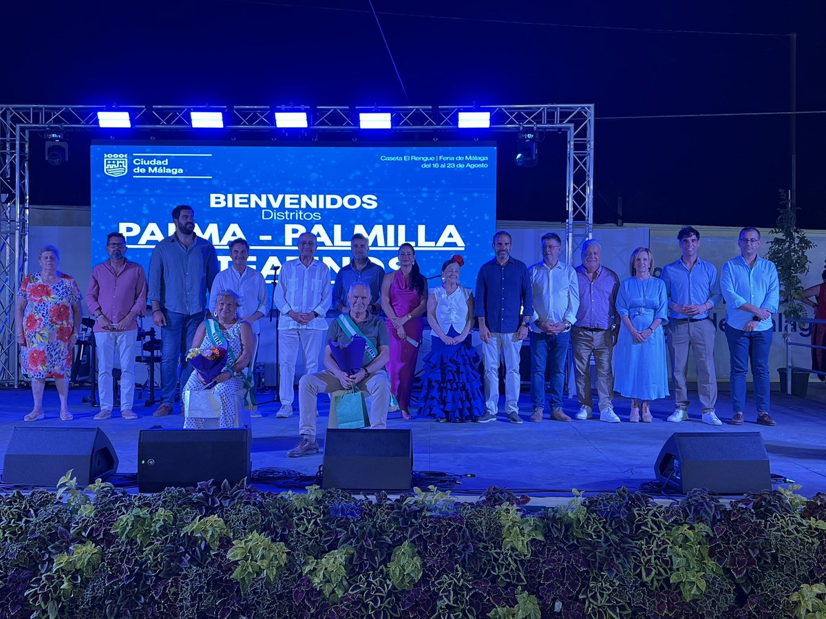 PSOEaytoMalaga (@psoeaytomalaga) on Twitter photo 💃🏼 A los mayores de los barrios de #Málaga no hay quien los pare!!
El portavoz socialista <a href="/aDanielPerez/">Dani Pérez /❤️🇪🇺</a> y los ediles <a href="/salvadorchurri/">salvador trujillo</a> y <a href="/jorgequer/">Jorge Quero 🇪🇸</a>, junto a compañeros/as de <a href="/Psoeteatinos/">PSOE Teatinos</a> y <a href="/AgPalmaPalmilla/">Agrupacion Socialista Palma Palmilla/❤️</a>, han pasado una gran noche charlando con los vecinos de ambos distritos. 💃🏼 A los mayores de los barrios de #Málaga no hay quien los pare!!
El portavoz socialista <a href="/aDanielPerez/">Dani Pérez /❤️🇪🇺</a> y los ediles <a href="/salvadorchurri/">salvador trujillo</a> y <a href="/jorgequer/">Jorge Quero 🇪🇸</a>, junto a compañeros/as de <a href="/Psoeteatinos/">PSOE Teatinos</a> y <a href="/AgPalmaPalmilla/">Agrupacion Socialista Palma Palmilla/❤️</a>, han pasado una gran noche charlando con los vecinos de ambos distritos.