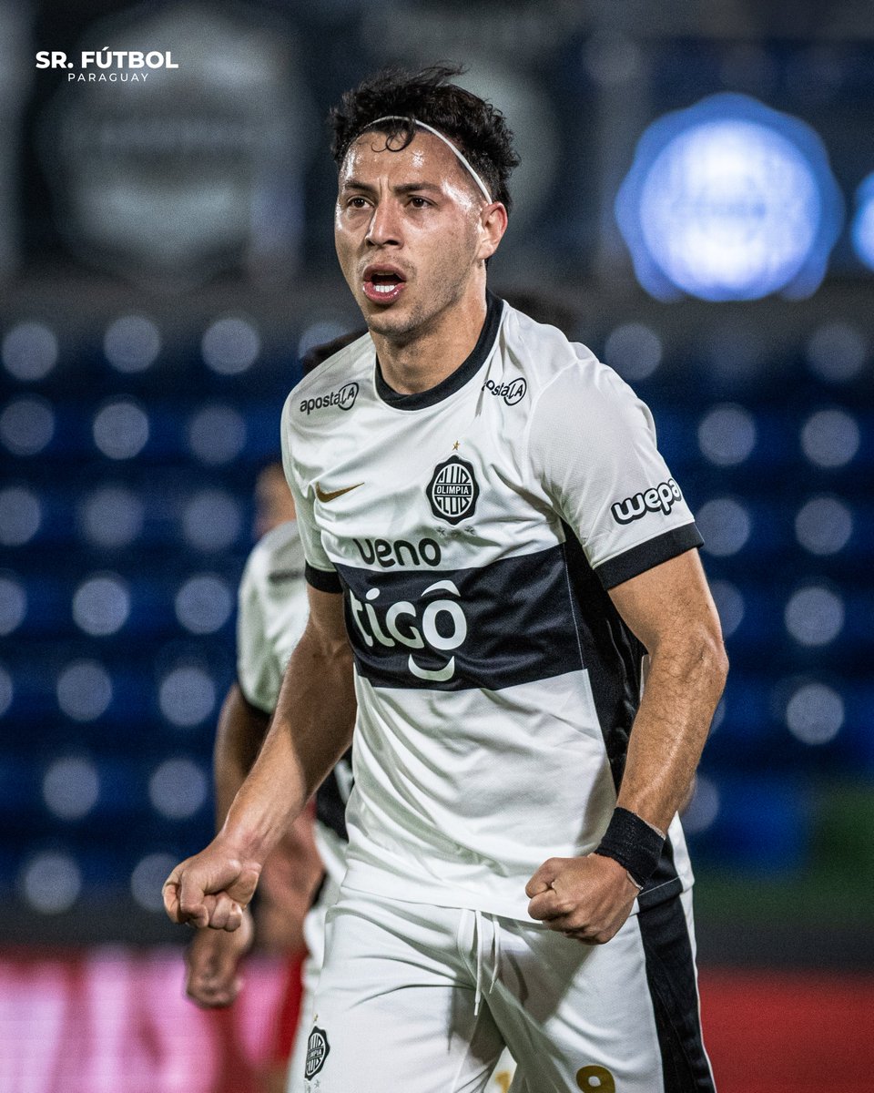 "Sueño con ser goleador y campeonar con Olimpia, a nivel local e internacional. Cuando uno es Olimpista, le da para pensar en grande. Vos entrás a la Villa y ya ves las tres Libertadores y la del Mundo. Uno también quiere ver su foto así".

🗣🇵🇾 Sebas Ferreira en Colegas (OM).