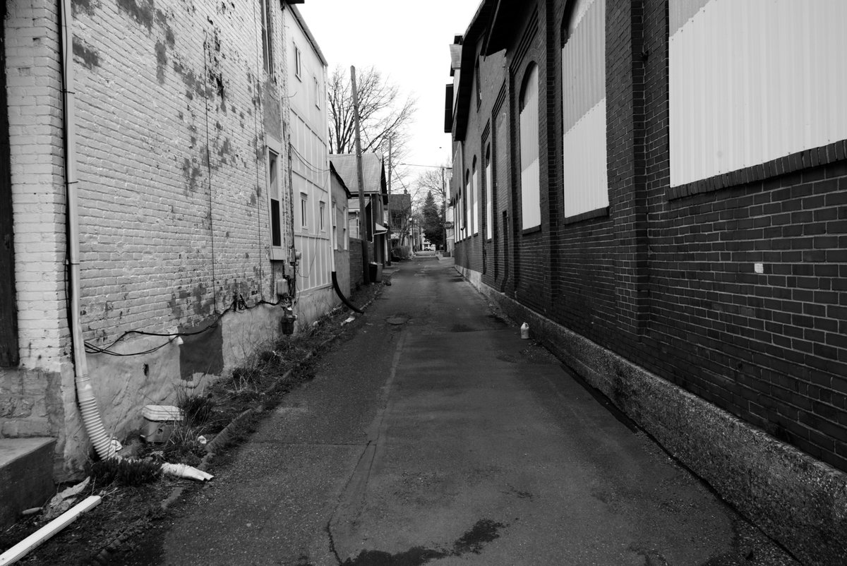 P3Collective's tweet photo. 🎞️CASTING CALL
Seeking Tulsa based talent for a surrealist neo-noir short film shooting on weekends throughout October 2025. 

Pays $100 per day. Male and Female roles ranging 20s-60s. See link:
https://t.co/ziPez4a2Fj

#castingcall #tulsaoklahoma https://t.co/S9zi4xKwTJ