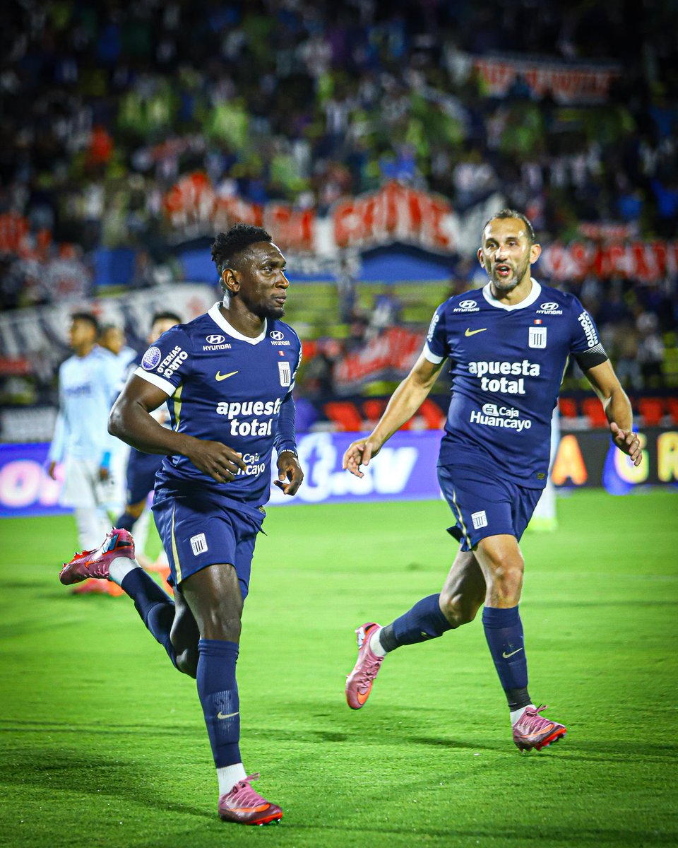 Edochoa12's tweet photo. ¡GOL DE ERYC CASTILLO! 🏟️

📷 @Edochoa12 https://t.co/PbGCFutx6W