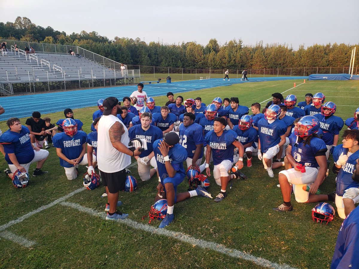 CBS6SportsSean's tweet image. The tour made a stop at Caroline (@cccavsfootball) to check in with the Cavaliers, who just missed the playoffs last year in Region 4B!  Here is a sneak preview.

@CBS6 @Its_Coach_A #FSFCBS6 #FinalScoreFriday