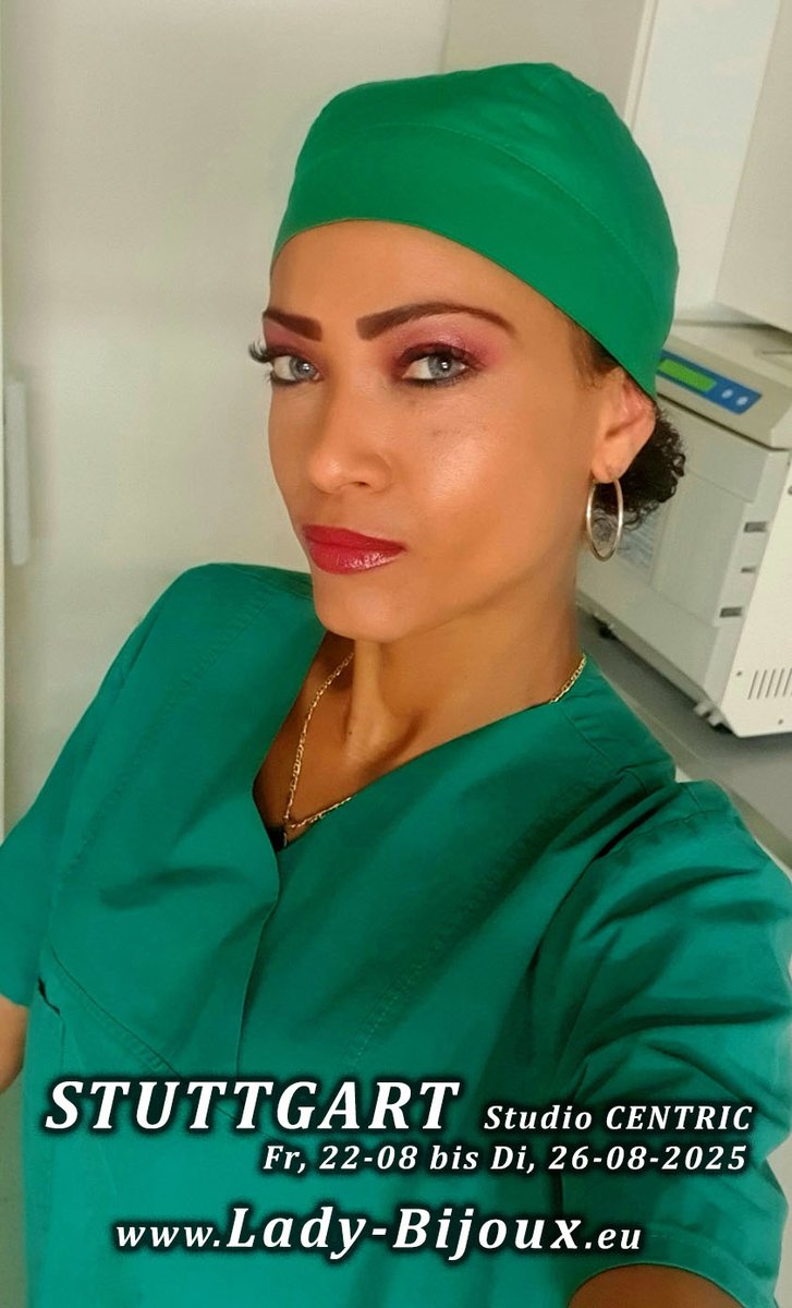 Lady Bijoux
22-08 bis 26-08 | Stuttgart | Studio Centric
27-08 bis 29-08 | München | Bizarradies
«Als Ebony-Mistress lebe ich meine erotische, berührbare Dominanz sowie  auch klassische, strenge Führung mit aufrichtigen Sklaven und Gentlemen  aus.»
fetishpoint.at/mag/lady-bijou…