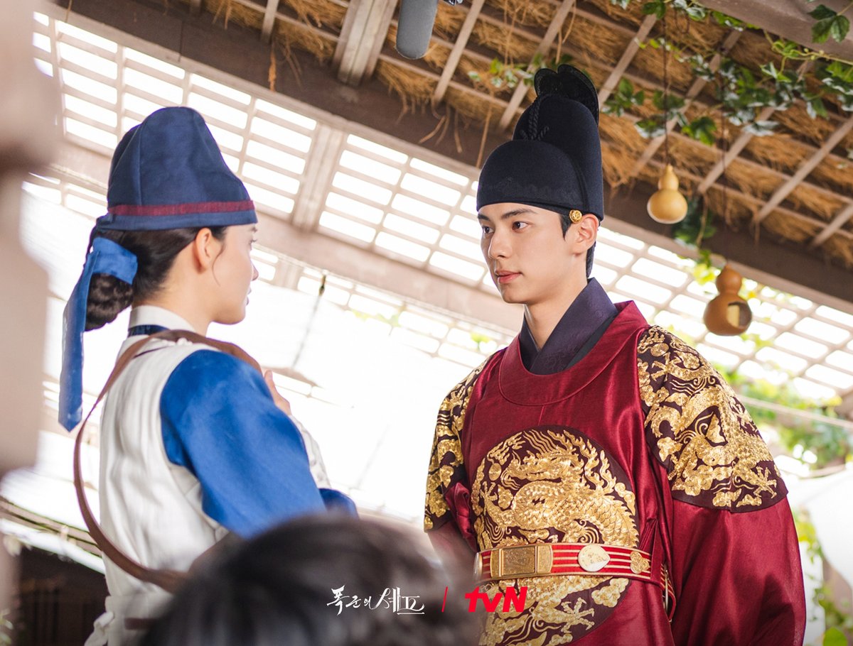CJnDrama's tweet photo. 비주얼, 시너지, 호흡, 섬세함, 연기력
모든 방면에서 풍성한 재미를 선사할!
셰프 임윤아 X 폭군 이채민의 찰떡 케미💕

서바이벌 판타지 로코 <폭군의 셰프>
8/23 [토] 밤 9:10 첫 방송 | tvN

#tvN #폭군의셰프 #BonappetitYourMajesty
#임윤아 #이채민 #강한나
#같이달려tvN #스트리밍은TVING https://t.co/NDyPNG8Rhb