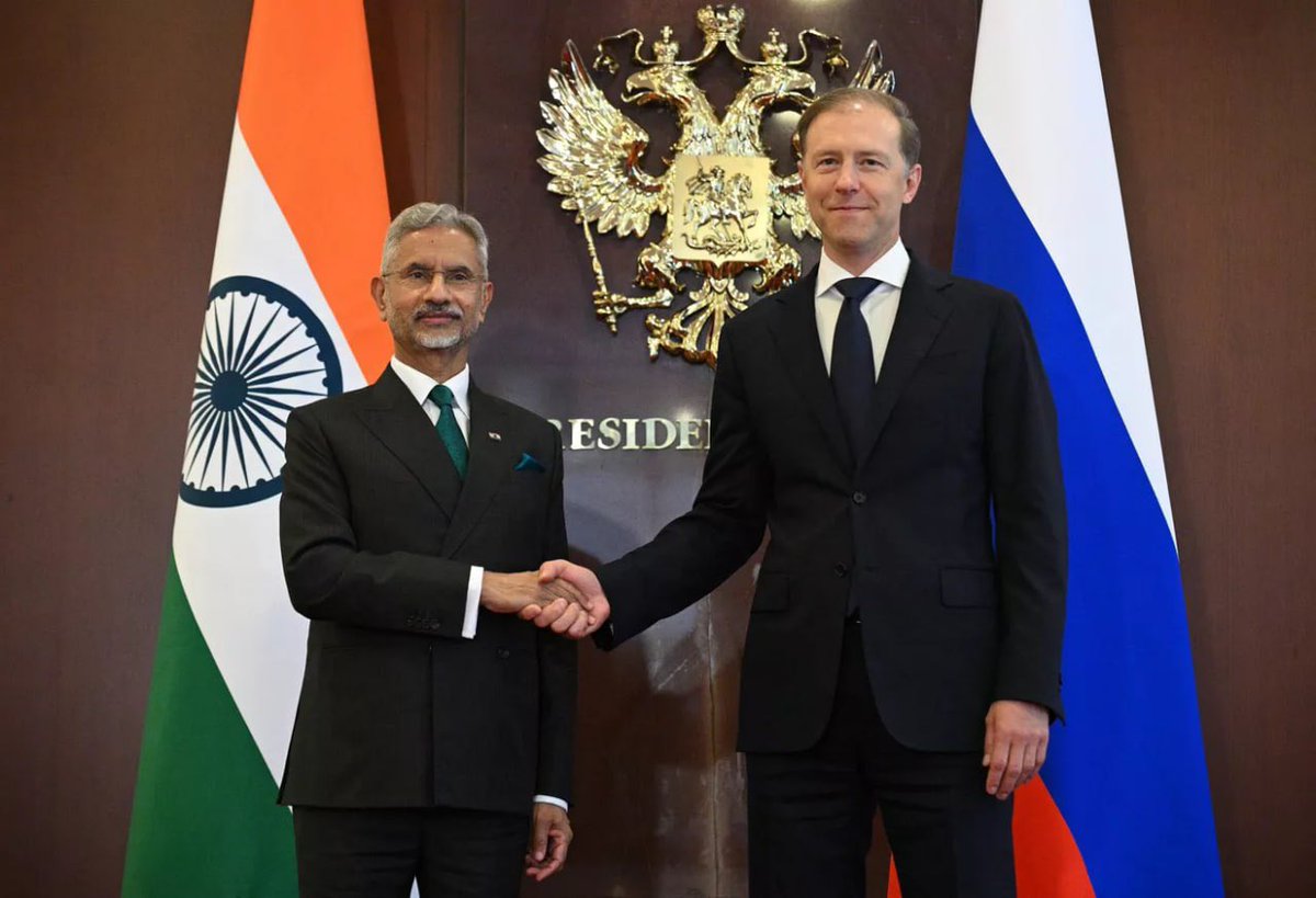 FrontalForce's tweet photo. BIG: Russia-India trade turnover SURGED 700% over past 5 years, India is now in the TOP 3 of Russian trading partners, says Russian Deputy PM Denis Manturov after meeting with India's External Affairs Minister Dr. Subrahmanyam Jaishankar. https://t.co/Tgk4E2Vz2X