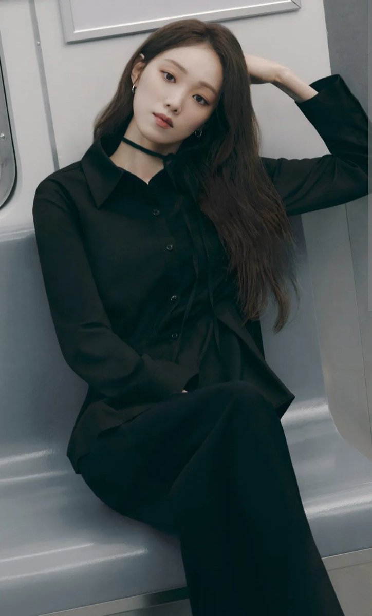 아니 이거 유난히 갓기모델 때 같고 너무좋네