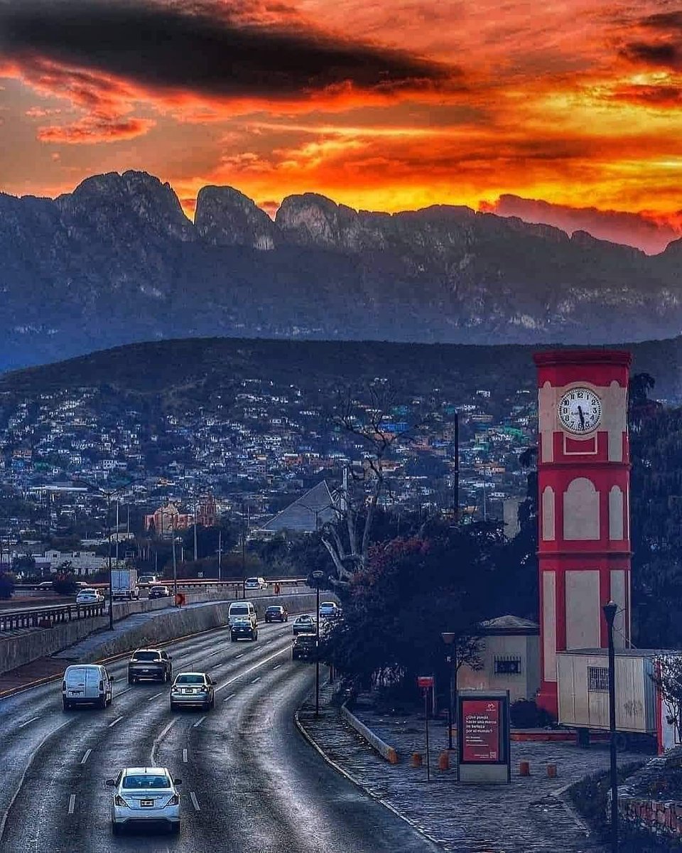 Tardes regias, no sé enojen con Nuevo león que culpa tenemos nosotros de ser Top Top Top  !!!!