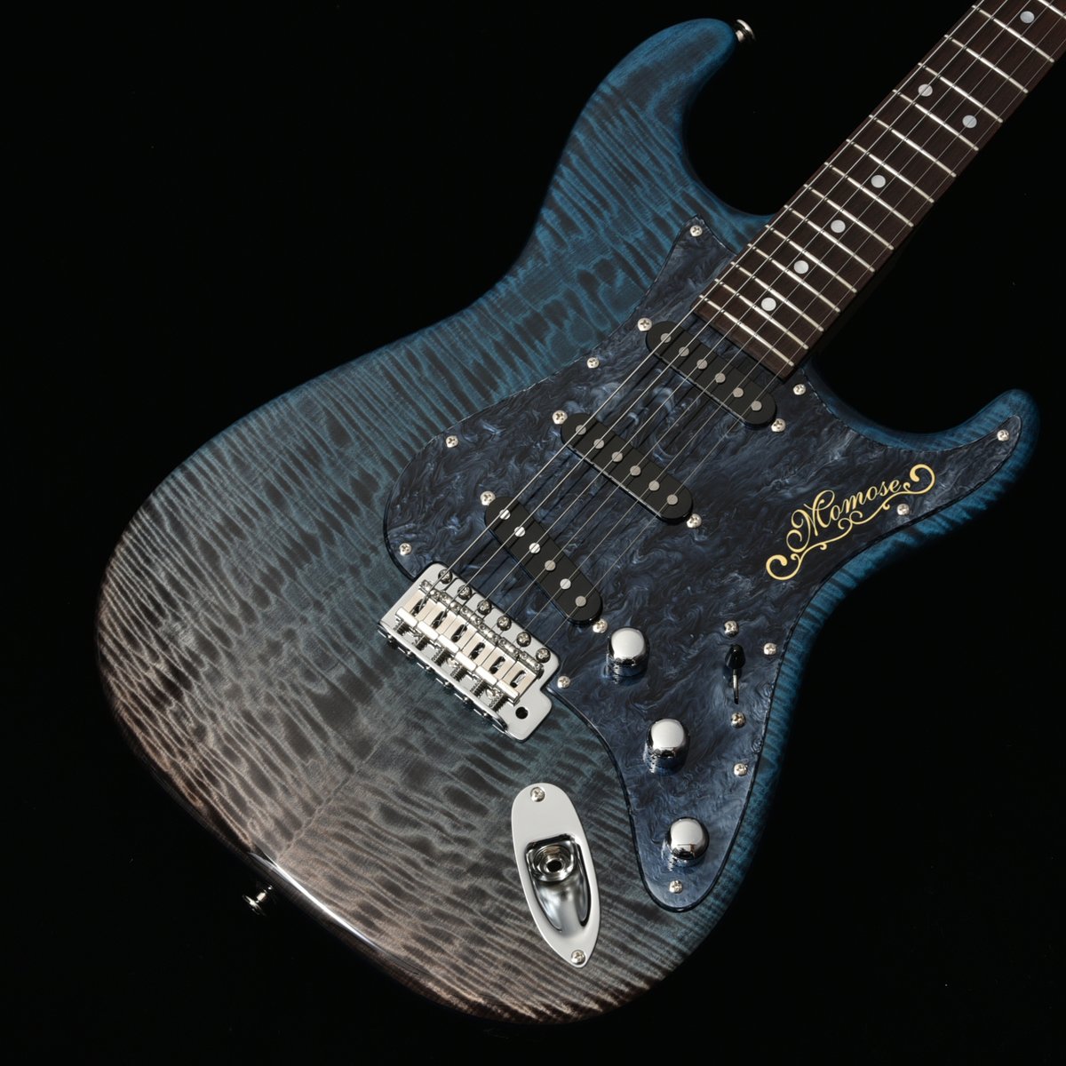 杢×青グラデーションって幻想的じゃないですか？？

#ディバイザー杢曜日