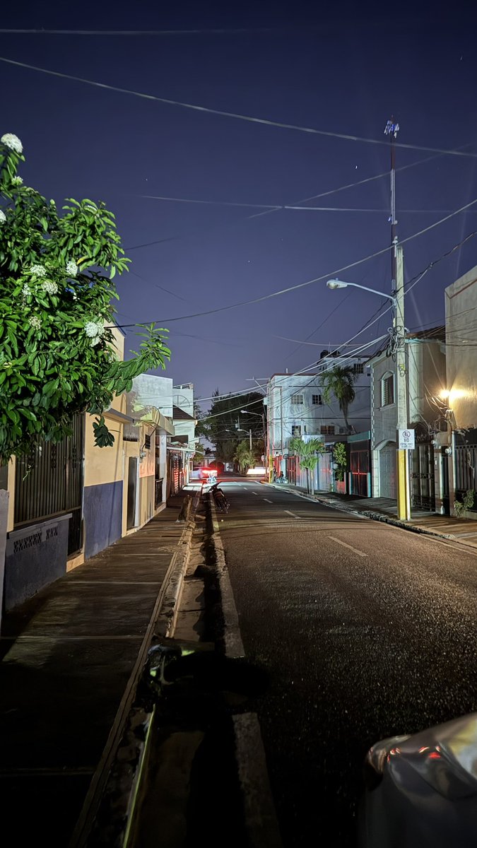 RalphFS's tweet image. Yo nunca pensé decir esto pero creo que fracasó el gobierno con la energía eléctrica Sfm apagado y modo arbolito es increíble ver lo que veo me teletransporta a mls 90 y me causa vergüenza @JaimeRinconRD @EuricSanti @ElvinCastillo