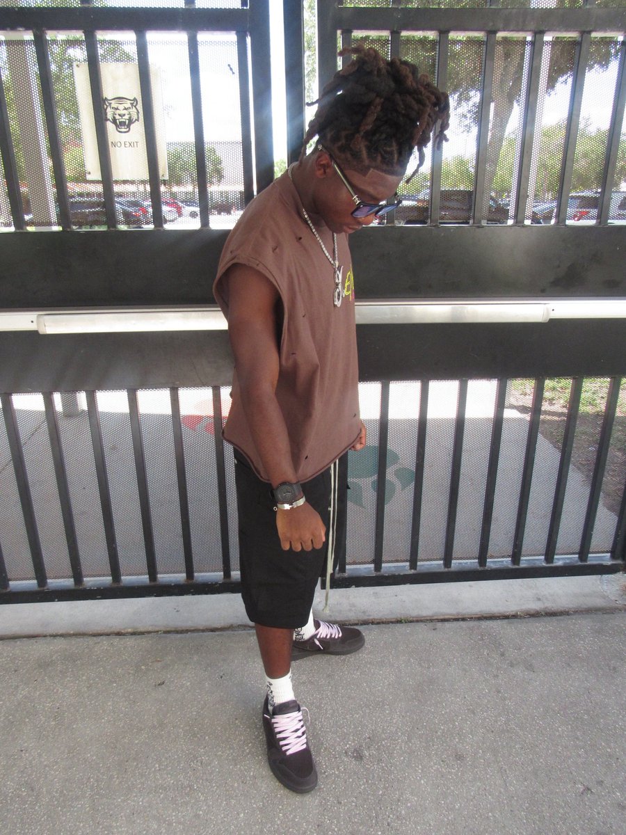 Oneflexerr tweet picture