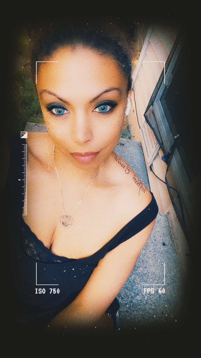 DouviaLiz's tweet photo. #newtattoo #elvish #lotr #foreveralways #selfie #ttdeyecontacts #makeup https://t.co/OXnkT3Yp9R