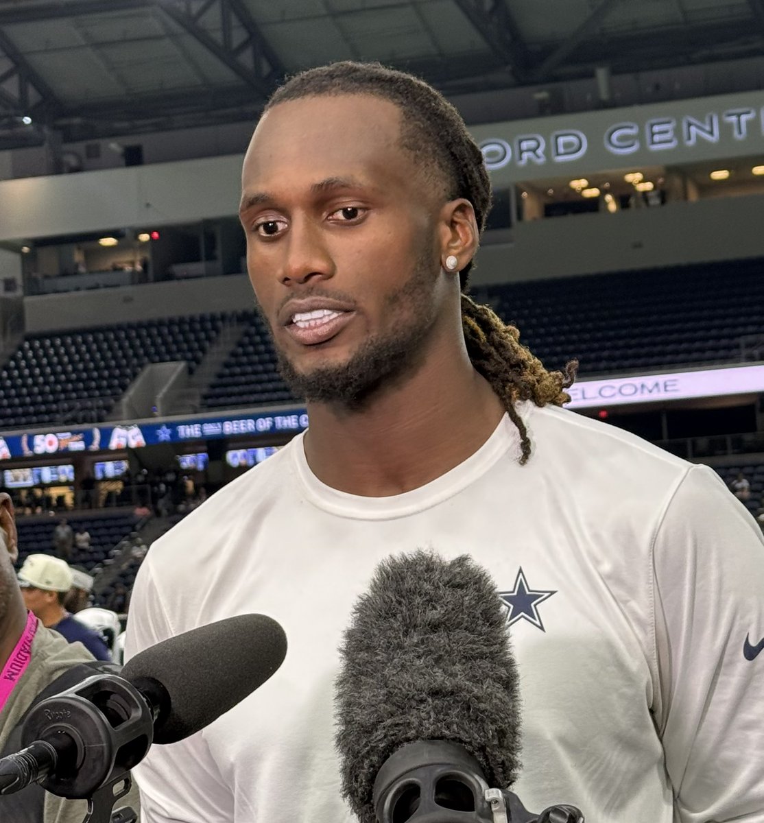 Cowboys QB Joe Milton: “I don’t understand why people say I throw the ball so hard. I’m literally not throwing the ball hard. It just comes off my hand like that. I was born and blessed that way. If you think I’m throwing the ball hard, you shouldn’t be in the NFL.”