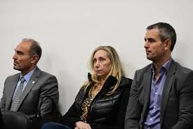 Inolvidable cuando el kirchnerismo pedía solo 5% de coima. ¿Spagnuolo buchoneó que Karina y los Menem suben al 8%?, con delivery a Presidencia. Milei juró que iba a volar los curros, pero la película ‘Roban pero hacen’ sigue con él, solo cambian actores. #LosAudiosDeLaCorrupcion