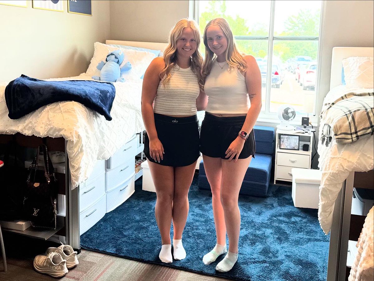 MUSaintsSB's tweet image. Our first freshmen got moved in today!!! We’re excited for Aubrey and Nora to start their journey at Maryville 🐶