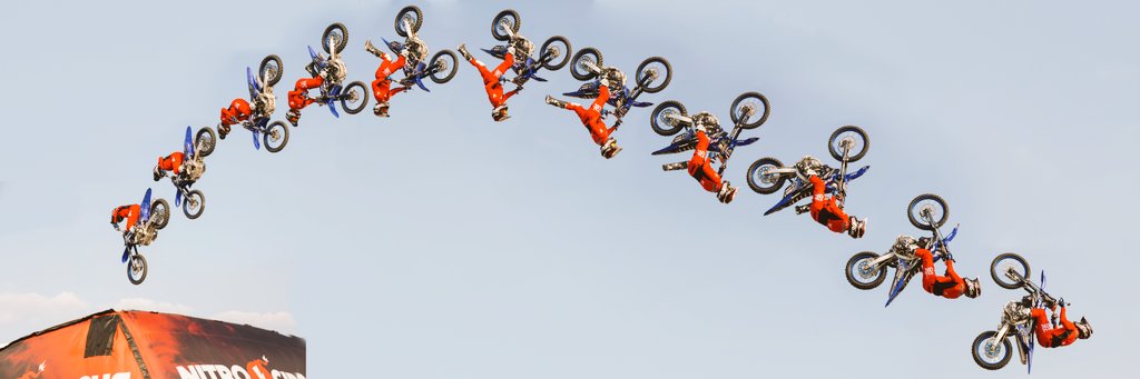 WhiteOprah23's tweet photo. It was amazing to see the talent first hand and to capture the action. Thank you @NitroCircus and @BillyKohut for coming out to Cleveland. Hoping to photograph you guys again in the future! #nitrocircus #motorcross #canonphotography #thisiscle #slscleveland #mgkday https://t.co/mMXUtaYrNe