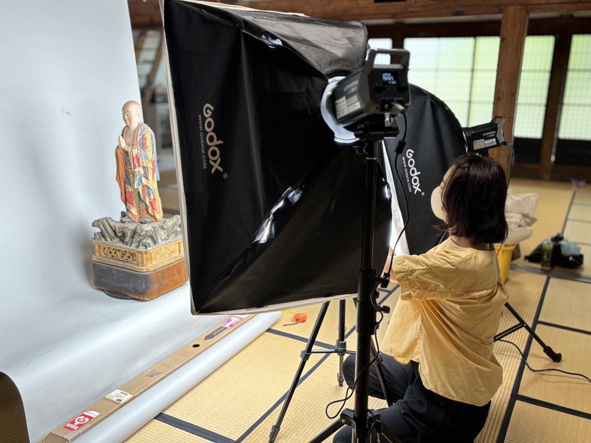 本日は豊栄地域のお寺で仏像調査をしています。台座裏に墨書銘があったので、いつ造られたのかもわかりました。