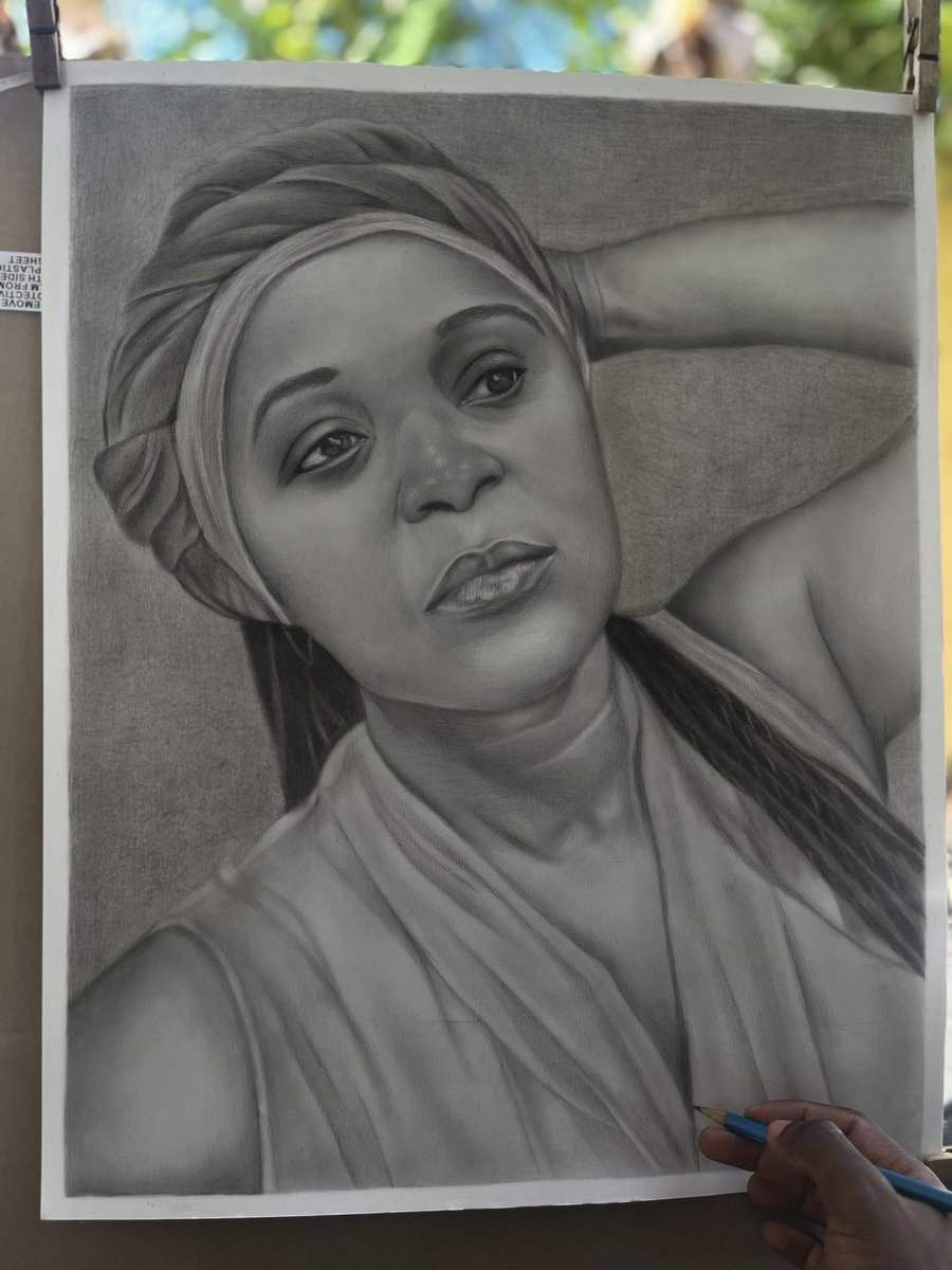 PierreDoudjy's tweet photo. Pencil on paper. https://t.co/HWmi0Fbocn