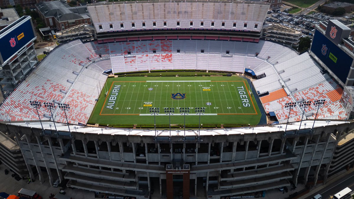 AUFAMILY tweet media