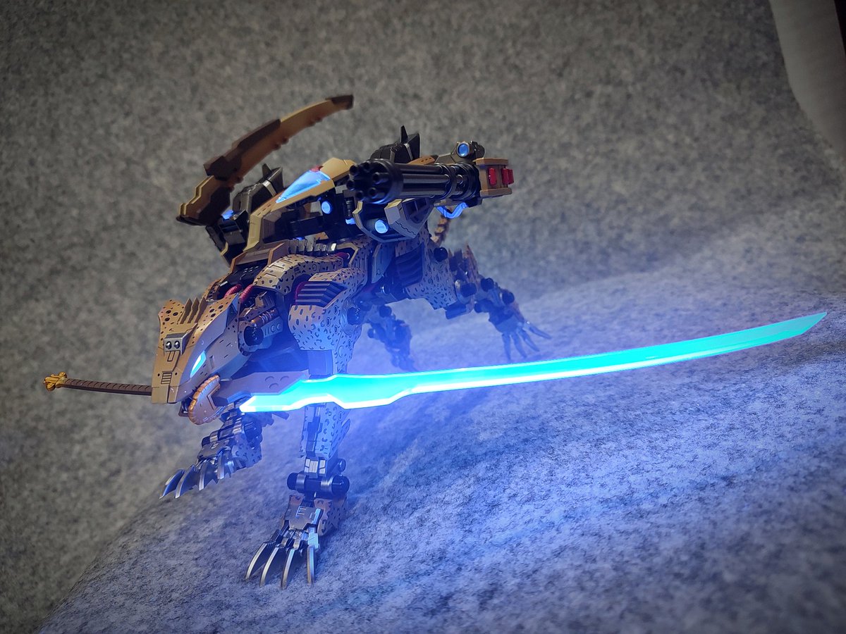 lee_datt's tweet photo. #ゾイド #Zoids #HMM
HMM Lightning Cheetah https://t.co/DB3iADLH6c