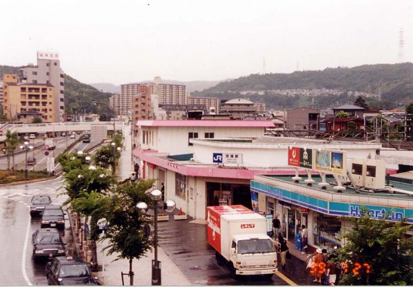 1999年、宝塚駅