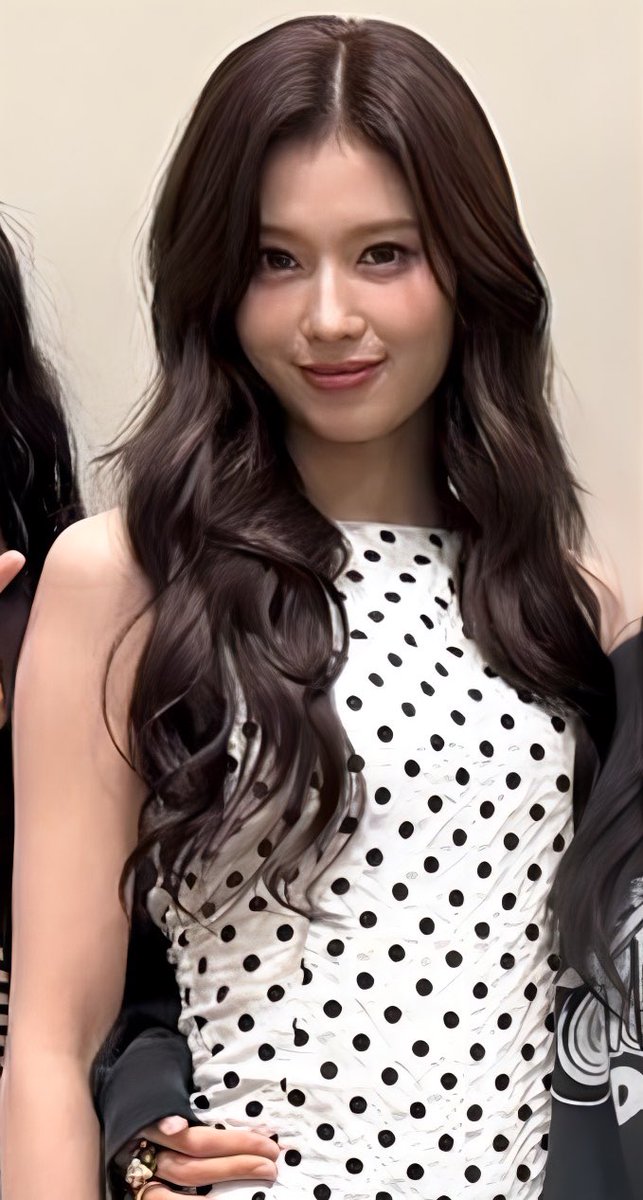 さなちゃん最近ドットのお洋服着てくれてうれしい🖤🤍 （ドット愛好家より）