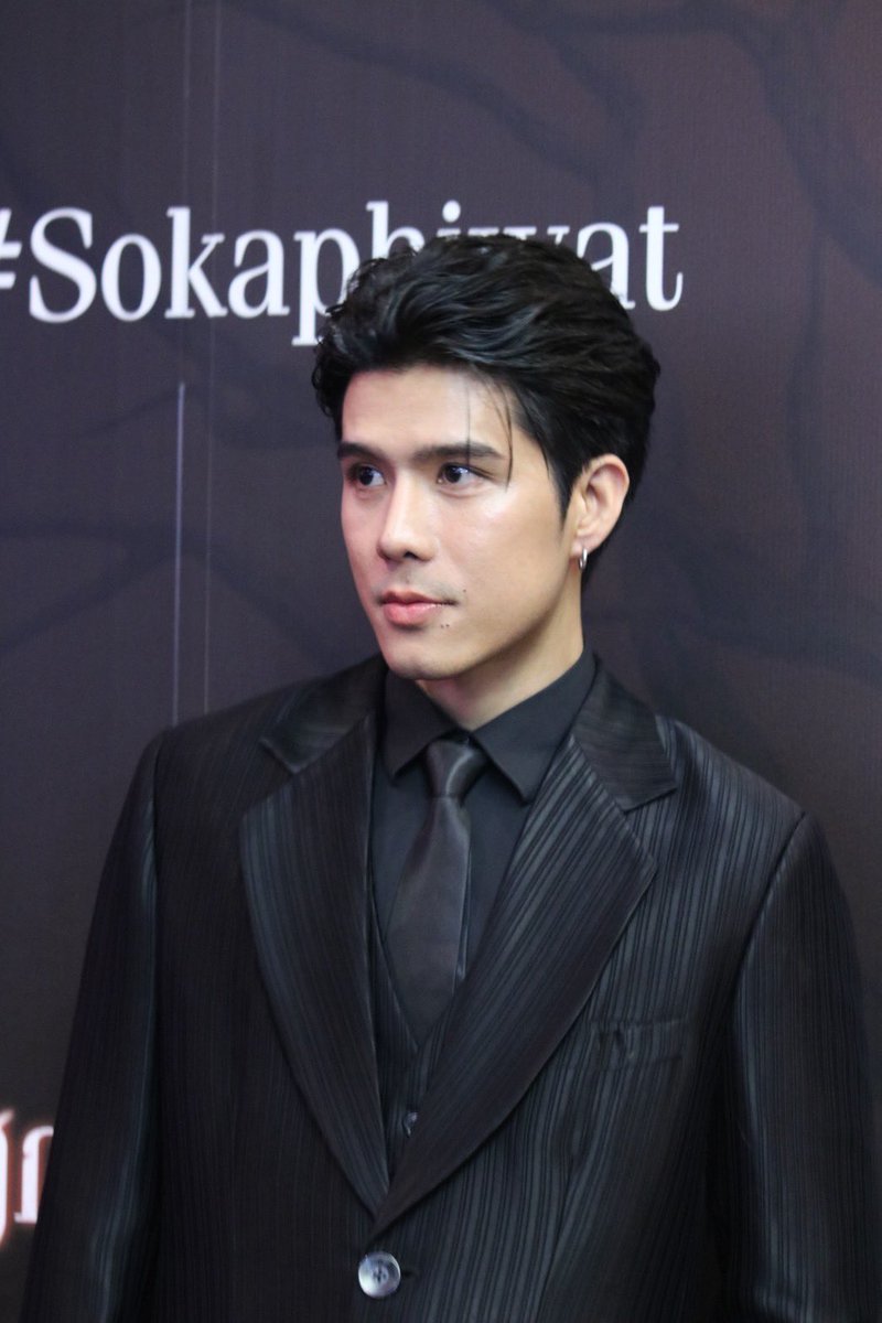 Buutuss_'s tweet photo. GALA PREMIERE 
#buutuss_ #โศกาภิวัฒน์ #Sokaphiwat https://t.co/paPjLeBItj