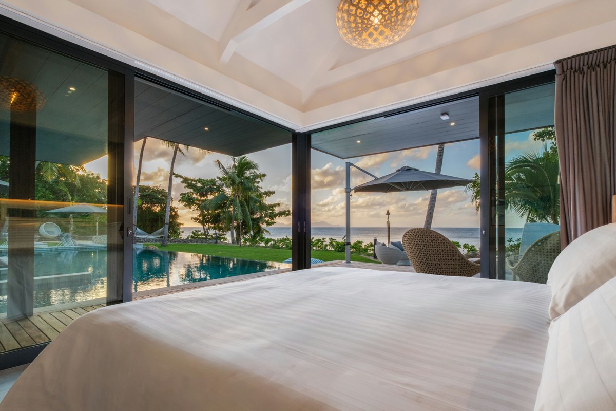 Sunset views from Totoka's master bedroom. 

Think we'll call it a night. 

#Fiji #SunsetLovers #PrivateIsland #luxuryTravel #VomoLife