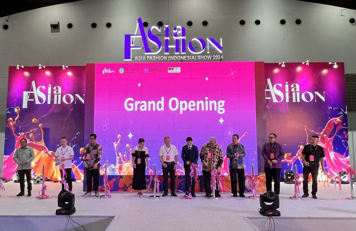 wisataapp's tweet photo. ASIA Fashion Show 2025 hadir di Jakarta! Pusat tren &amp; bisnis fashion Asia dengan ratusan brand internasional. https://t.co/PWICTwDAke