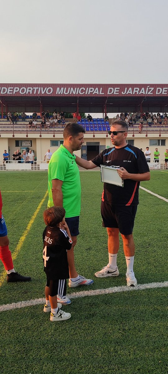 Club de Fútbol Jaraíz. tweet media