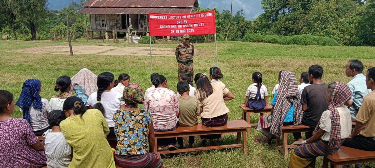 ASSAM RIFLES ORGANISES AN AWARENESS LECTURE ON HEALTH AND HYGIENE IN ARUNACHAL PRADESH
Assam Rifles in celebration of World Humanitarian Day, organised an awareness lecture on health and hygiene on 19 August 2025 at Hedman and Khimyong villages, Arunachal Pradesh. The initiative