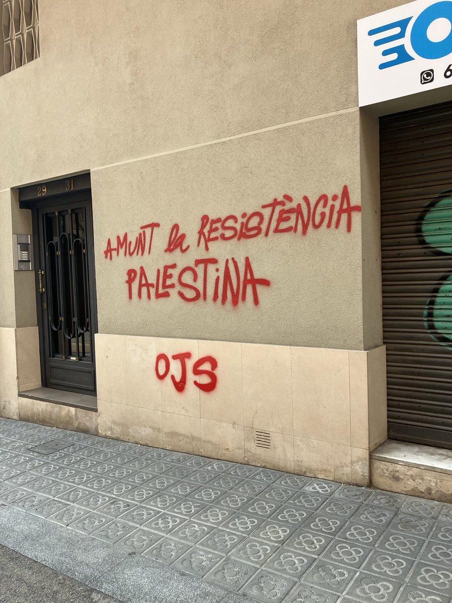 Organitzem la solidaritat internacionalista! 
Visca Palestina Lliure!
