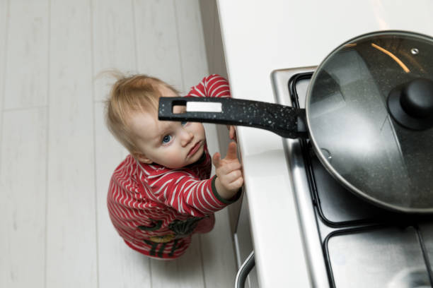 GlosSkillZone's tweet image. Half of accidental house fires start in homes, often with unsupervised kids.
Make cooking a safe lesson—keep them away from hot areas and dangerous objects.

🔗orlo.uk/7fuVk

#ChildSafety #KitchenRules #SkillZONE