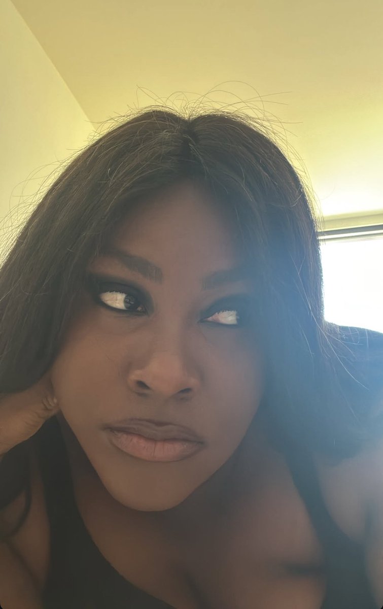 📲 Yseult via new Instagram