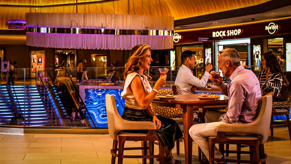 wisataapp's tweet photo. 🎉 Kabar gembira! Restoran Kuro di Hard Rock Atlantic City terpilih sebagai salah satu dari 10 Restoran Hotel Terbaik versi USA TODAY. https://t.co/2f6zr2VFrn