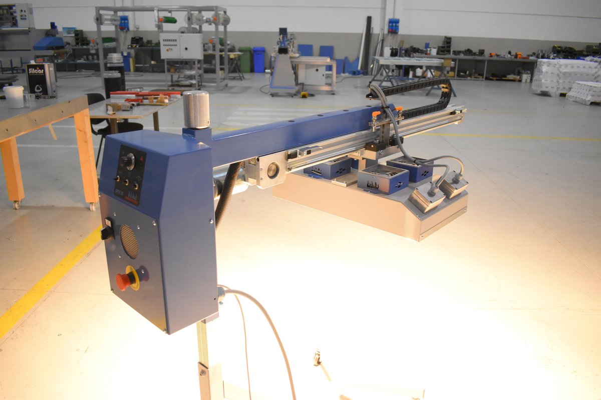 TekInd_Italy's tweet photo. Spot IR
Lampada scorrevole essiccazione intermedia 

Spot IR
Intermediate drying unit for circular machines

#screenprinting #flashcure #spotIR #tekind #intermediatedryer #screenprintingdryer #plastisolinkscuring #cappaasciugamentoinchiostri #essicazioneinchiostri https://t.co/GUvoXgcyf5