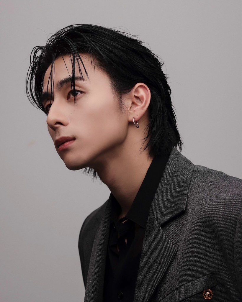 JACQUEMUS ブラック バケットハット　西洸人 JACQUEMUS ブラック バケットハット 西洸人 JACQUEMUS ブラック