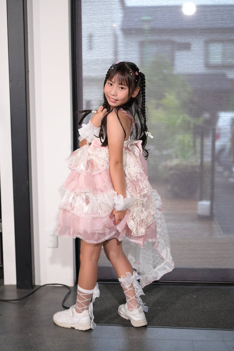 みたらし団子 (@mitamitaphoto) on Twitter photo 2025.08.11
水色時代 ライブ後秒撮
まちゅりん(JS3)
アイドルデビューが決定したそうですね!おめでとうございます😊
<a href="/machurin1111/">まちゅりん♡</a>
#まちゅりん 2025.08.11
水色時代 ライブ後秒撮
まちゅりん(JS3)
アイドルデビューが決定したそうですね!おめでとうございます😊
<a href="/machurin1111/">まちゅりん♡</a>
#まちゅりん