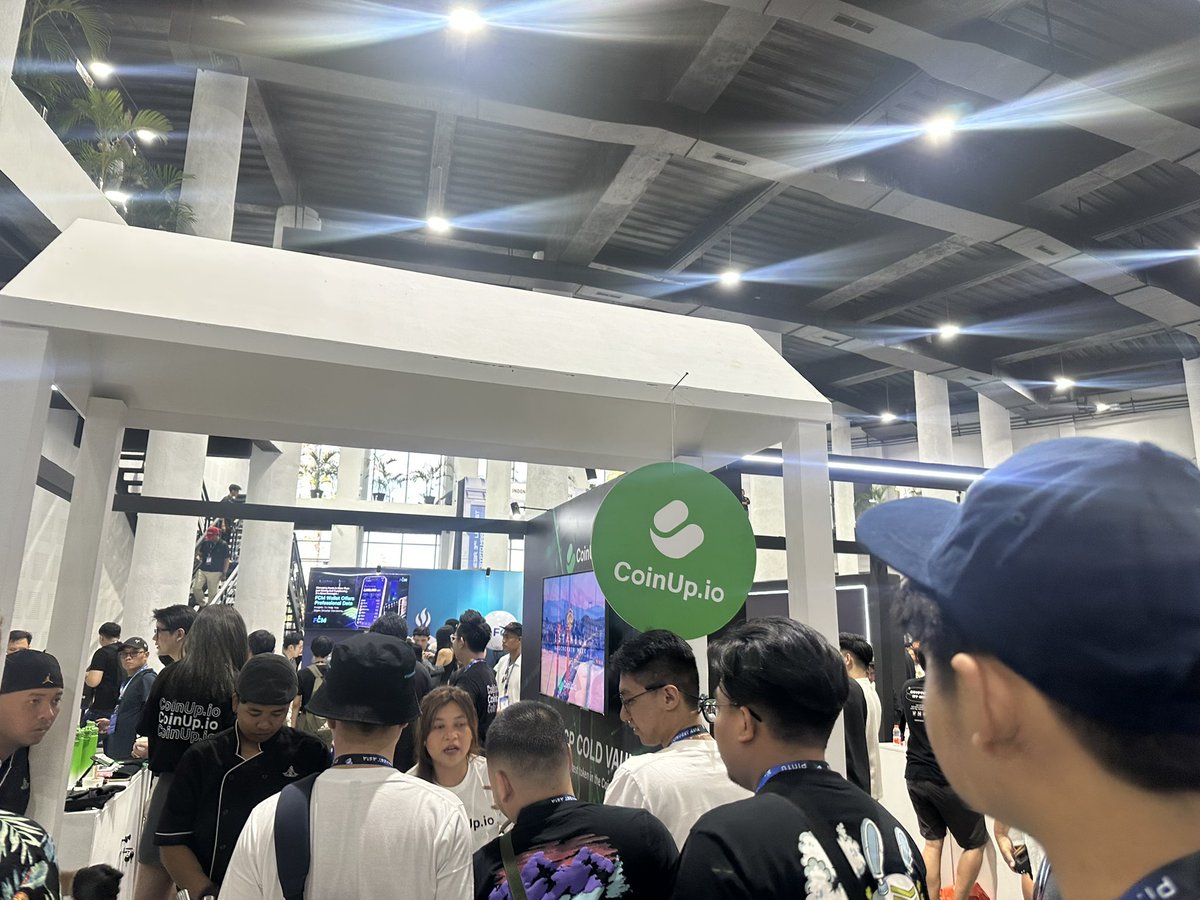 phulu123's tweet photo. Visiting Coinfest 2025!!! https://t.co/B5BXcW9ZlI