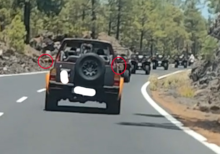 Chuparse la cola vale, subiendo Chío en alerta por incendios donde no dejan desbrozar ni usar el merry al campesino, pero q los acompañantes q cierran la comitiva vayan ambos 2 con las manos por fuera y cigarrillo en mano pues en fin, me parece francamente alucinante.