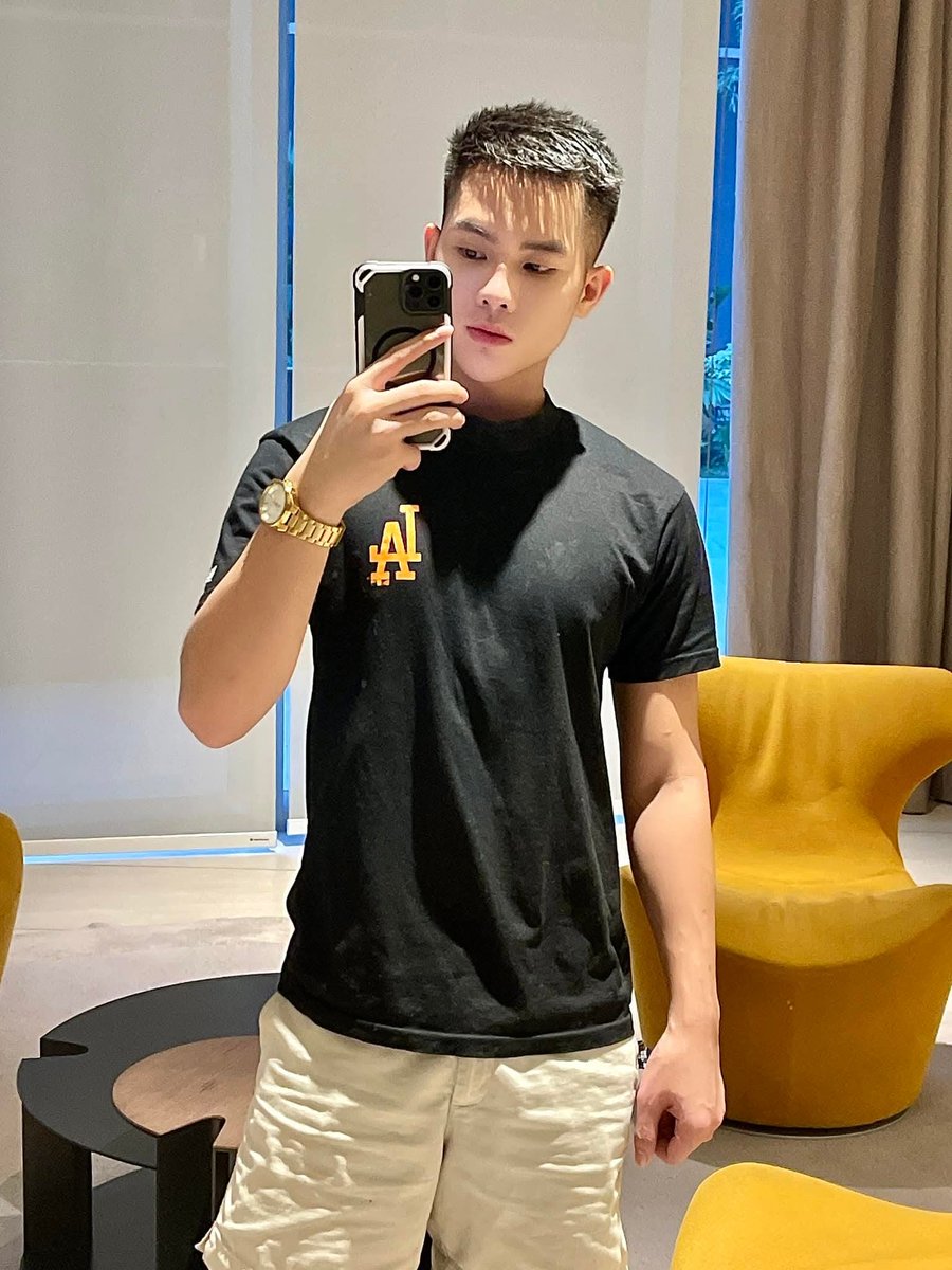 its holiday,
"Pamper yourself—you deserve it!" 
"Relax.
get a massage now! 😉