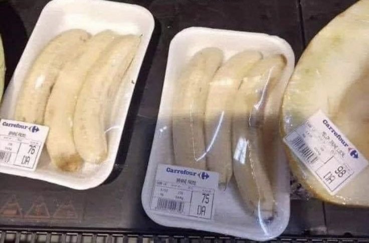 Fils2Psy's tweet photo. La France était le pays des Lumières ... Sommes-nous vraiment en train de devenir idiots au point d'acheter des bananes épluchées et mise dans des barquettes ? #JeudiPhoto https://t.co/uibt0iesrj
