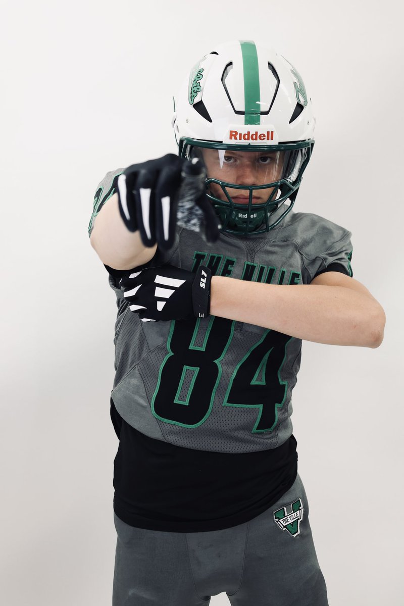 2quickW's tweet image. it’s goin down @CoachTroop3