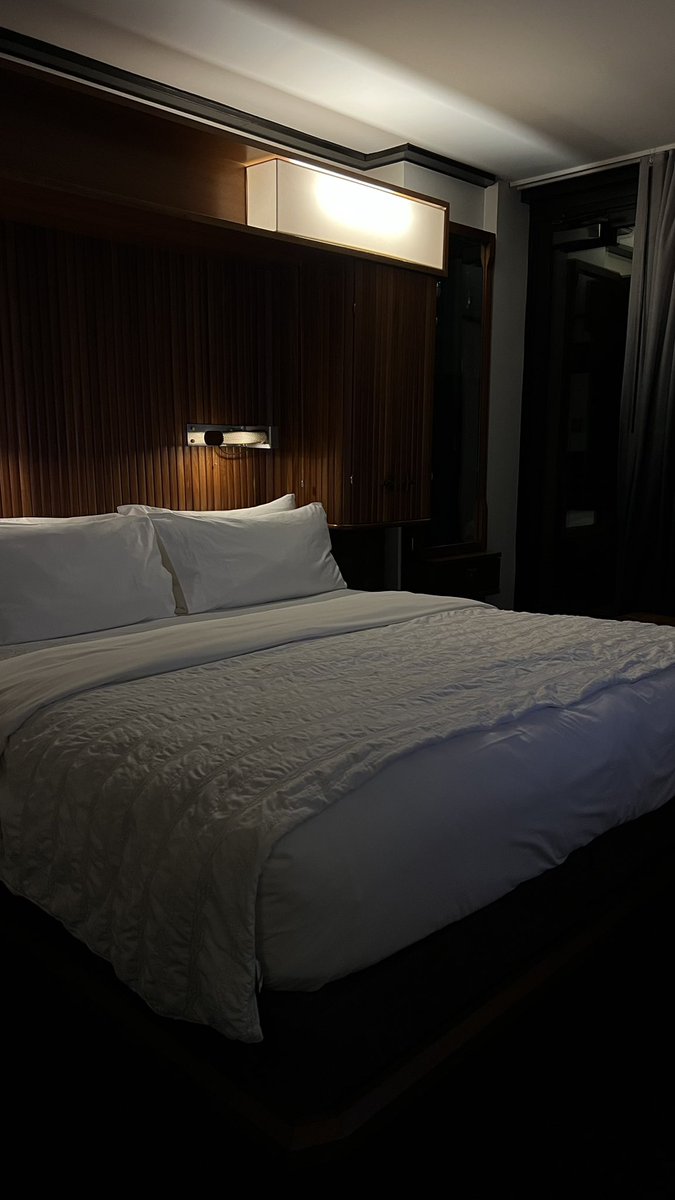 AudreaOnIG's tweet photo. Fui a mi segunda collab con un hotel y esta vez fue en NEW YORK.. HUGEEEEEEEEEE https://t.co/vBosugRrOI