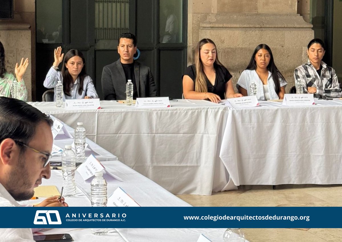 cad_durango's tweet photo. El Arq. Óscar Avitia, comisionado de Jóvenes Arquitectos, participó en la Primera Sesión Ordinaria del CONSEPP, sumando la voz del gremio en la construcción de políticas públicas de juventud.
@CONSEPP https://t.co/6aHk0KDioq