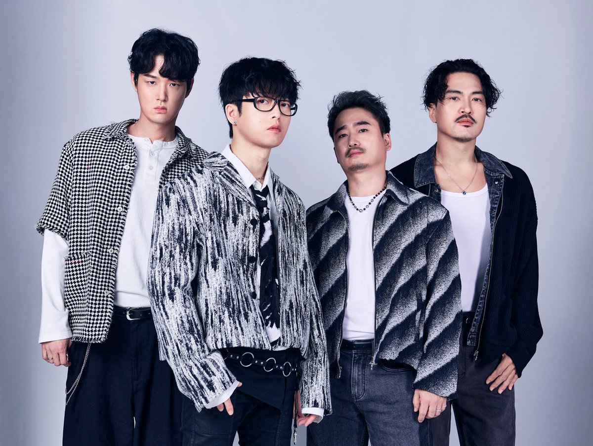 𝗚𝗨𝗖𝗞𝗞𝗔𝗦𝗧𝗘𝗡 [𝗻𝗲𝘄 𝗽𝗿𝗼𝗳𝗶𝗹𝗲]

#GUCKKASTEN #국카스텐 
#하현우 #전규호 #이정길 #김기범
#HAHYUNWOO #JUNGYUHO #LEEJUNGGIL #KIMKIBUM