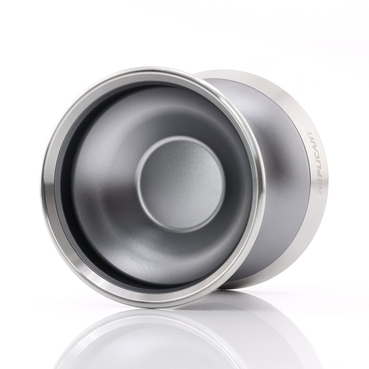 FPM_Nikki's tweet photo. Competitive bimetal yoyo, unique feel and experience, perfectly showcasing skill and fun. https://t.co/ts4BEhhpek