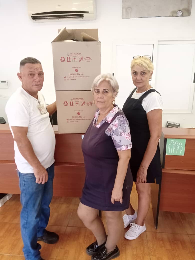 ❤️✨ Un gesto que ilumina corazones  

Los trabajadores de <a href="/ETECSA_Cuba/">ETECSA</a> #Artemisa realizaron un donativo para los niños del Hogar sin Amparo Familiar de #SanCristóbal.  

🙌 Solidaridad que transforma vidas.  
#EtecsaConCuba 
#Humanidad 
#ResponsabilidadSocial