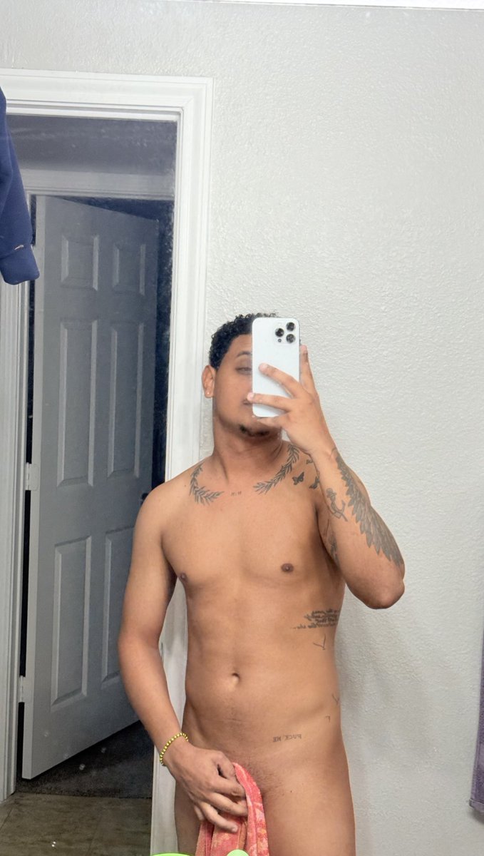 daviglz_'s tweet photo. #OnlyFans #OFModel #Spicy #Cuban #OnlyFansPromo
#OFContent #OnlyFansMen #MaleModel #NSFW

Want to see more? 👇🏽

https://t.co/2j6WiZRj7M https://t.co/dy1jxR7FU5