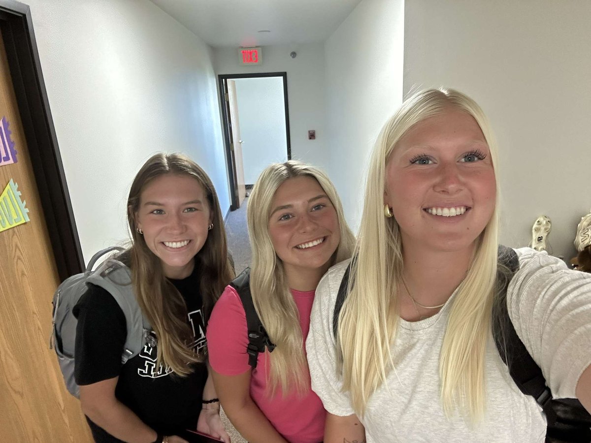 DMACC SOFTBALL tweet media