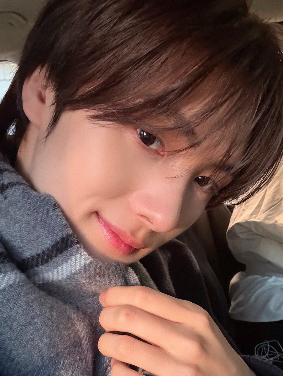 빵지 tweet media