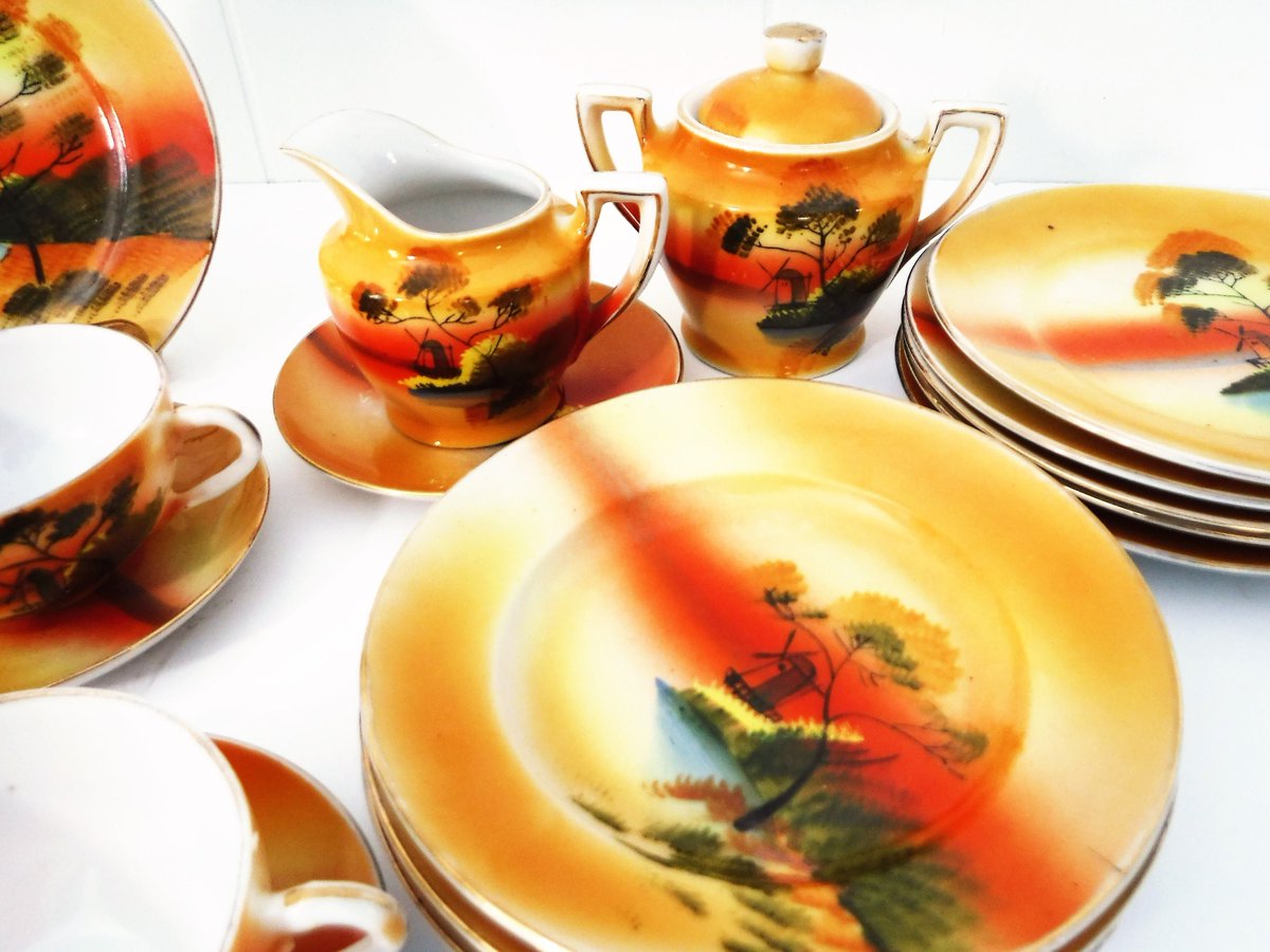 RetroRecollec's tweet photo. https://t.co/DsRwloHx5A Vintage Hand Painted Japanese Children's Teaset #VintageTeaset #japaneseTeaset #childrensTeaset #JapaneseSunrise #JapaneseSunSet #wiseshopper https://t.co/Y11vBPKhhh